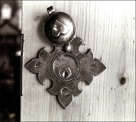 heart door lock